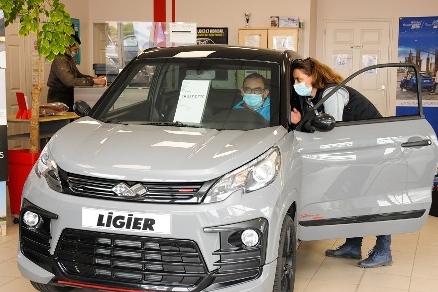 Voiture sans permis occasion - MICROCAR | ADH LAVAL